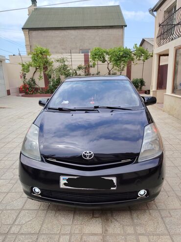 uaz avtomobillerinin satisi: Toyota Prius: 1.5 l | 2008 il Sedan