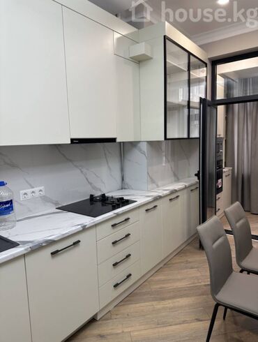 продоется 2 комнатная квартира: 2 комнаты, 88 м², Элитка, 2 этаж, Евроремонт