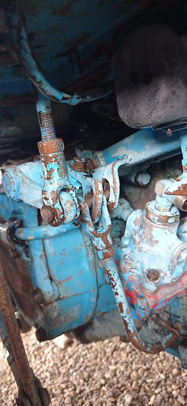 Traktorlar: Satılır traktor zavodu ili 1990 — 10