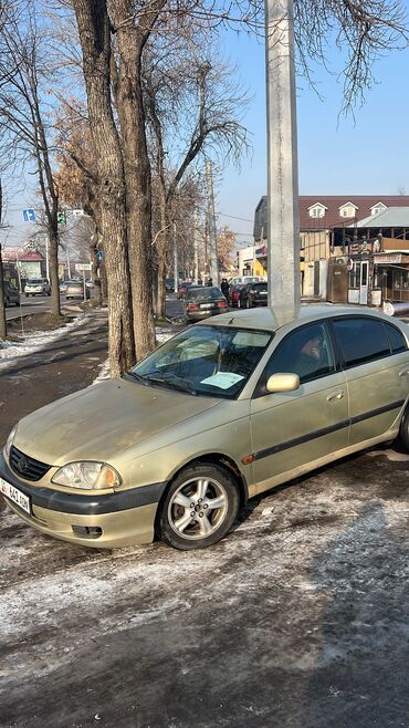 тарта авенсис: Toyota Avensis: 2002 г., 2 л, Механика, Бензин, Седан