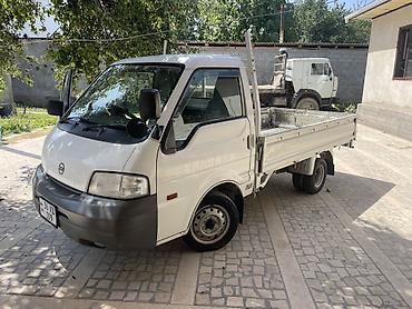 4 vd: Компактный бортовой малотоннажный грузовик Nissan (правый руль) — 2