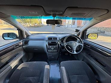 turbo 4: Toyota Ipsum: 2002 г., 2.4 л, Автомат, Бензин, Минивэн — 2