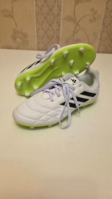 адидас: Adidas futbol butsası 35 ölçü - Model: 3 zolaqlı klassik dizayn — 2