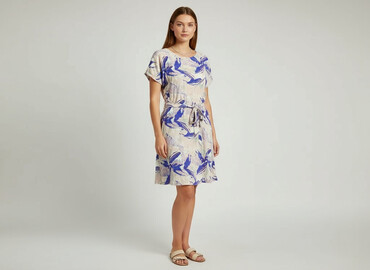 czerwona sukienki plus size: Greenpoint, Сукня жіноча, розмір XL на lalafo.pl czerwona sukienki plus size: Greenpoint, Сукня жіноча, розмір XL