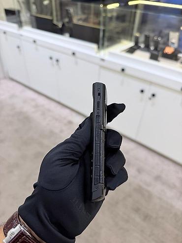 Vertu: Vertu 4 GB, rəng - Qara, Düyməli — 13