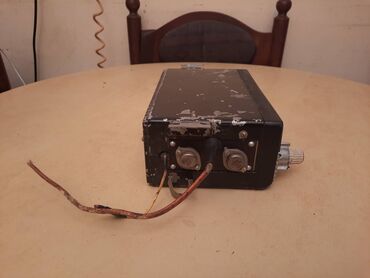 Audio oprema za auto: Stari,retro radio za kola/auto - vintage
Nepoznato stanje — 4