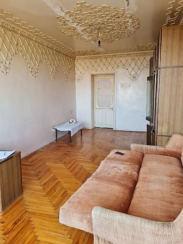 Mənzillər: Bakı, Bakıxanov qəs., 2 otaqlı, Köhnə tikili, 70 kv. m — 3