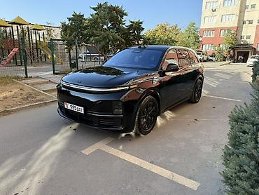 Lixiang: Lixiang L7: 2023 г., 1.5 л, Автомат, Гибрид, Кроссовер — 4
