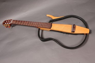 ������������������ �������� �� �������������� в Кыргызстан | Гитары: Продаю гитару Yamaha’s SLG100 silent, со шнуром для подключения