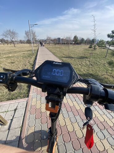 Другой транспорт: Продаю Электросамакат Kukirin g2 pro 600w запас хода 45 акб 15000 at lalafo.kg Другой транспорт: Продаю Электросамакат Kukirin g2 pro 600w запас хода 45 акб 15000