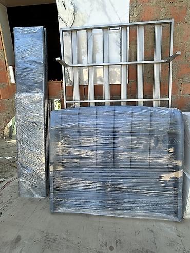 Məhsul: Dəmir çarpayı karkası və yumşaq başlıq dəsti Təsvir: -