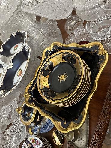 cay destleri: Meyve qabi 460 m kasalar 600 m 6 eded Məhsul: Porcelan — 2