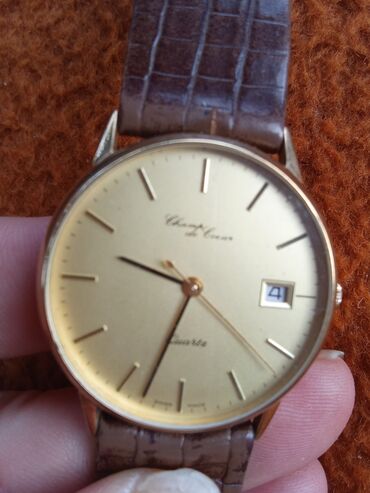 sat koji svetli u mraku: Classic watch, Male