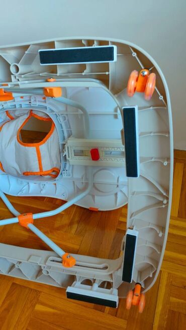 Ostale dečije stvari: Dubak za bebe u ODLIČNOM stanju, malo korišten, bebi šetalica — 7