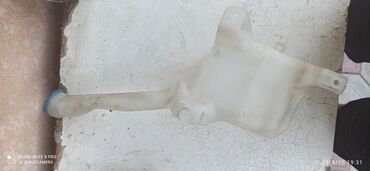 Автозапчасти: Бачок Honda 2001 г., Б/у, Оригинал, Япония