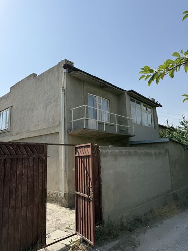 дом в городе ош: Дача, 134 м², 4 комнаты, Собственник, Косметический ремонт