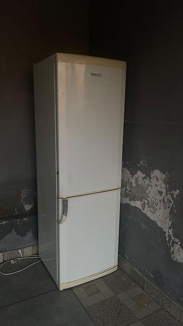 xaladelnik ev: Beko iki kameralı soyuducu. Aşağı dondurucu bölməli modeldir. Ağ — 3