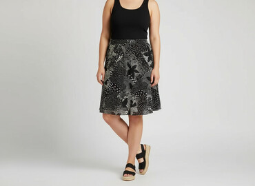 spódnice plisowane w kropki: Women`s skirt, size XL