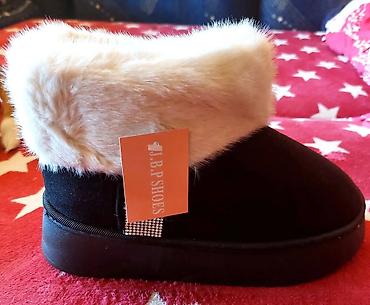 Ugg obuća: Čizmice sa krznom i cirkonima,prosivene nisu lepljene, dvobroji 36-37 — 6
