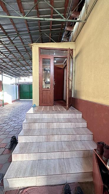 Продажа коттеджей и домов: Продаётся дом с участкок в ж/м Арча бешик ✔ Площадь — 6соток ✔ — 4