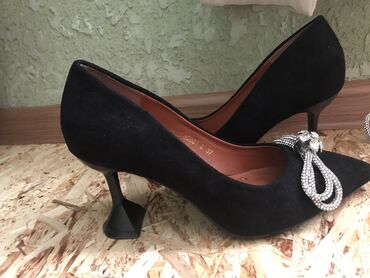 туфли женские 41 размер: Туфли 37, цвет - Черный