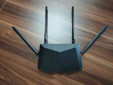 internet modem wifi: İdeal vəziyyətdədir, 145 manata alınıb. 5G dəstəkləyir Satma səbəbi
