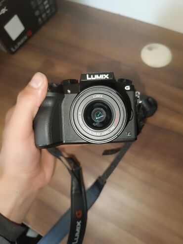 Fotokameralar: Panasonic LUMIX G seriyalı fotoaparat İşlənməyib, yaddaş kartı lenz — 12