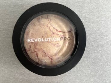 Šminka: REVOLUTION sminka NOVO paleta senki NOVA ne koriscena Velvet Rose — 3