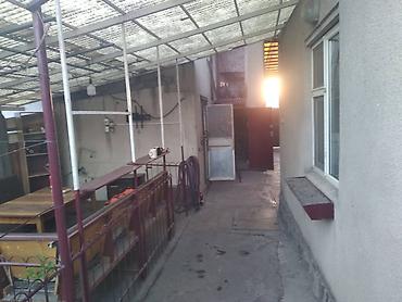 Продажа коттеджей и домов: Продам дом в верхней части города Кара Балта. S 90m². Участок хоз — 10