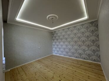 ev alqi satqisi bineqedi rayonu: Поселок Бинагади 3 комнаты, 90 м², Свежий ремонт