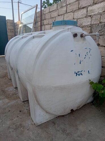 Baklar və çənlər: Bak, Plastik, 5000 l l