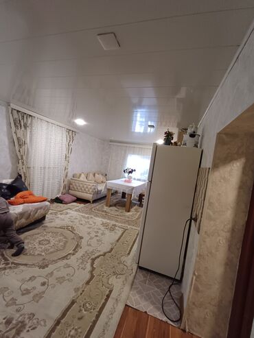 Həyət evləri və villaların satışı: Satılır/icarəyə obyekt və yaşayış sahəsi olan fərdi ev - İki — 10