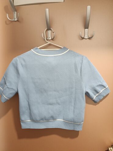 Bluze: H&M, S (EU 36), Poliester, bоја - Svetloplava — 9