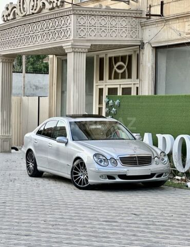 mersedes b 170: Mercedes-Benz E 270: 1.7 l | 2004 il