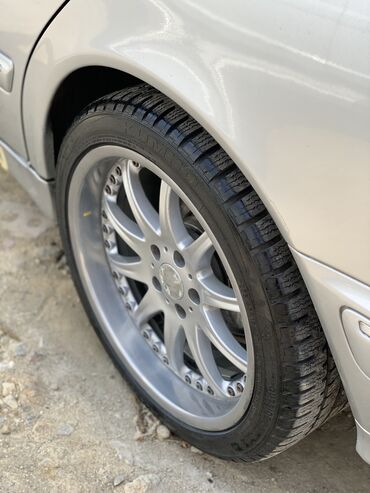 Şin, disk və təkərlər üçün digər aksessuarlar: BARTER ÜÇÜN QƏTİ NARAHAT ETMƏYİN. W210 E280 E320 E430 E55 POLKA ARXA — 17