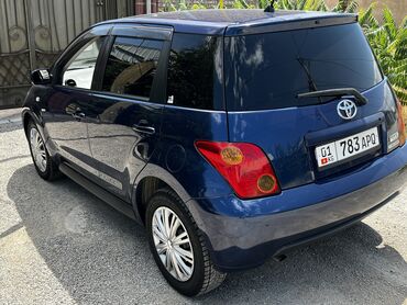 Toyota: Toyota ist: 2003 г., 1.5 л, Автомат, Бензин, Хэтчбэк — 7