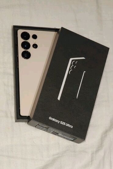 совместимые расходные материалы printronix тонеры для картриджей: Samsung Galaxy S25 Ultra, Б/у, 256 ГБ, цвет - Золотой, 2 SIM