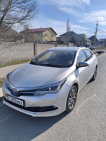 Toyota: Toyota Corolla: 2019 г., 1.9 л, Вариатор, Гибрид, Седан — 2