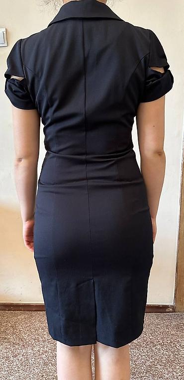 Юбки: 1. платье 44-46 размер 600 сом 2. короткое платье 300 сом 3 — 3