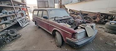 40 5: Volvo 240: 1988 г., Универсал — 1
