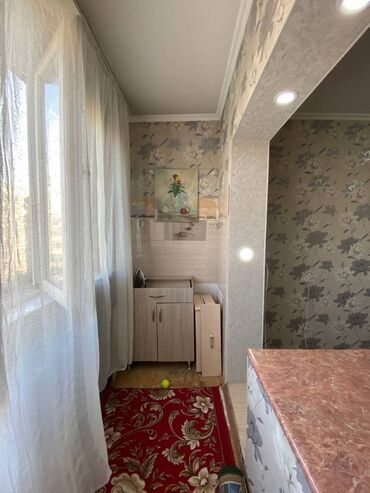 срочная продажа авто бишкек: 1 бөлмө, 34 кв. м, 105-серия, Косметикалык ремонт