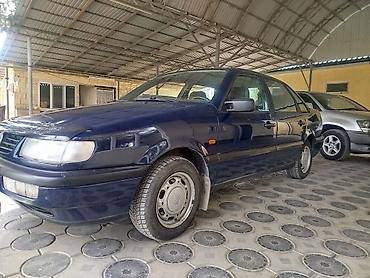 Volkswagen Passat: 1994 г., 1.8 л, Механика, Бензин, Седан at lalafo.kg Volkswagen Passat: 1994 г., 1.8 л, Механика, Бензин, Седан