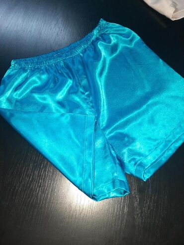 Šortsevi, Bermude: M, S (EU 36), bоја - Srebrna, Jednobojni — 13