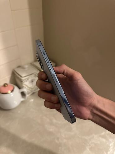 ipad 13: IPhone 13 Pro Max, 128 GB, Sierra Blue, Barmaq izi, Face ID, Simsiz şarj — 2