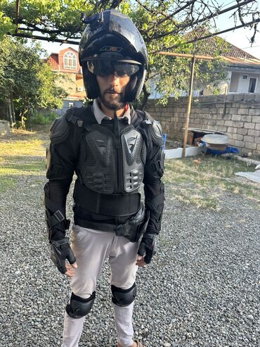 Qoruyucu aksesuarlar: Moto geyim kaska 350 azn alinib obirileri saymiram yaxşi sastayanyada lalafo.az -da Qoruyucu aksesuarlar: Moto geyim kaska 350 azn alinib obirileri saymiram yaxşi sastayanyada