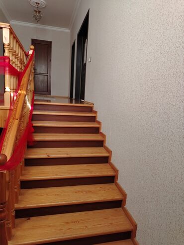 Həyət evləri və villaların satışı: Uşaq otağı və həyəti olan fərdi ev - İki mərtəbəli ağ rəngli fərdi — 14