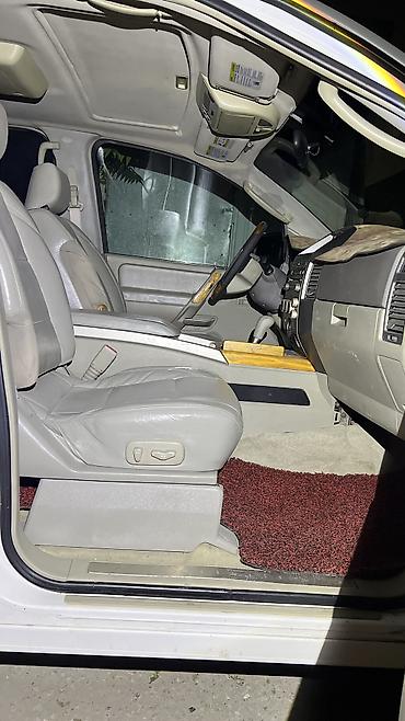 машина infiniti: Infiniti QX56: 2005 г., 5.6 л, Автомат, Газ, Внедорожник — 6