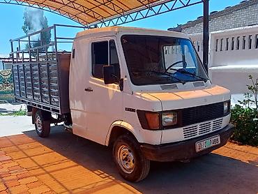полик 5 д: Грузовик, Mercedes-Benz, Стандарт, 3 т, Б/у — 3