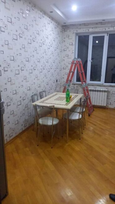 Uzunmüddətli kirayə mənzillər: 9 mkr,Tərlan şadlıq evinin yanı,Araz marketin binasında,18 — 14