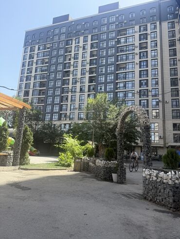 квартиры частные дома: 3 комнаты, 100 м², Элитка, 14 этаж, Старый ремонт